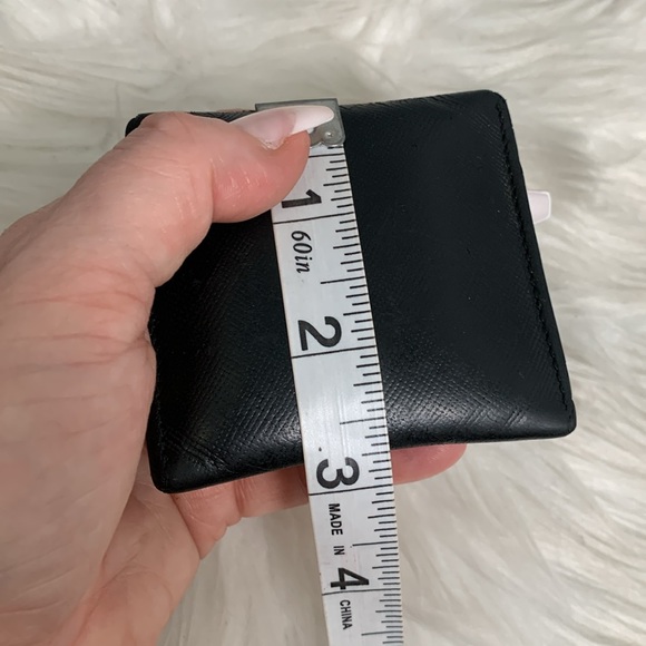 Authentic Prada vintage black leather coin pouch - Picture 15 of 17